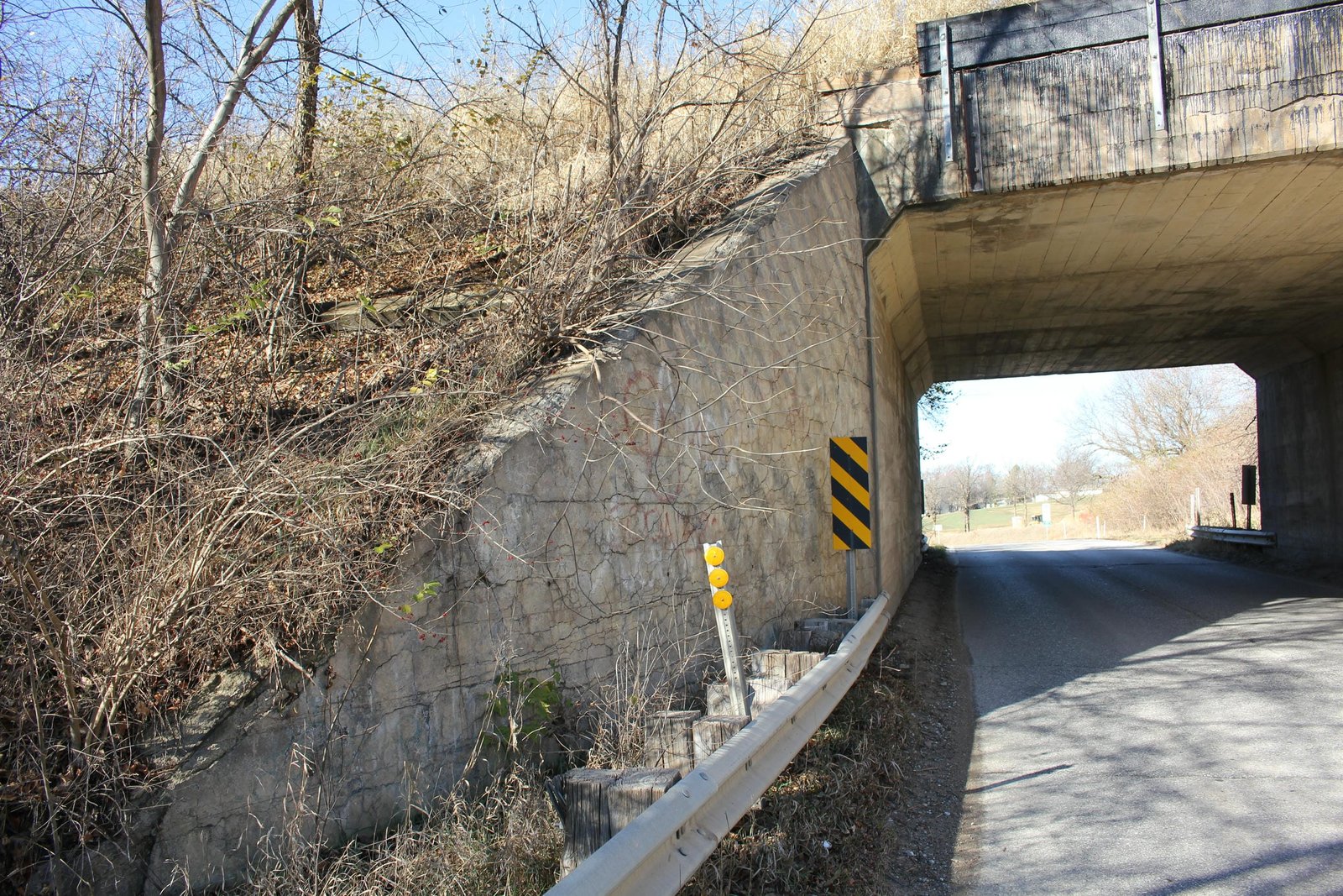 Southwest wing wall